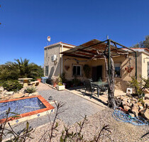 Einfamilienhaus in Cieza - 195.000,00 EUR Kaufpreis, ca. 110,00 m² in Cieza (PLZ: ) Einfamilienhaus in Cieza - 195.000,00 EUR Kaufpreis, ca. 110,00 m² in Cieza (PLZ: )