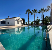 Villa in Fortuna - 525.000,00&nbsp;EUR Kaufpreis, ca.&nbsp; 185,00&nbsp;m&sup2; in Fortuna (PLZ: )