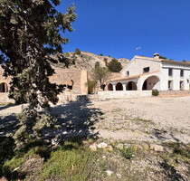 Einfamilienhaus in Cieza - 300.000,00&nbsp;EUR Kaufpreis, ca.&nbsp; 219,00&nbsp;m&sup2; in Cieza (PLZ: )