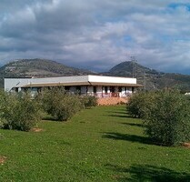 Einfamilienhaus in Loja - 990.000,00&nbsp;EUR Kaufpreis, ca.&nbsp; 500,00&nbsp;m&sup2; in Loja (PLZ: )