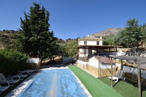 Foto - Einfamilienhaus in Íllora - 299.900,00&nbsp;EUR Kaufpreis, ca.&nbsp; 285,00&nbsp;m&sup2;