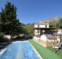 Einfamilienhaus in Íllora - 299.900,00 EUR Kaufpreis, ca. 285,00 m² in Íllora (PLZ: ) Einfamilienhaus in Íllora - 299.900,00 EUR Kaufpreis, ca. 285,00 m² in Íllora (PLZ: )