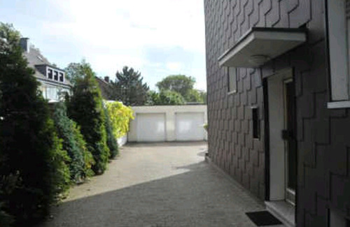 2 - 9 Zimmer Mehrfamilienhaus, Wohnhaus zum Kaufen in Oberhausen
