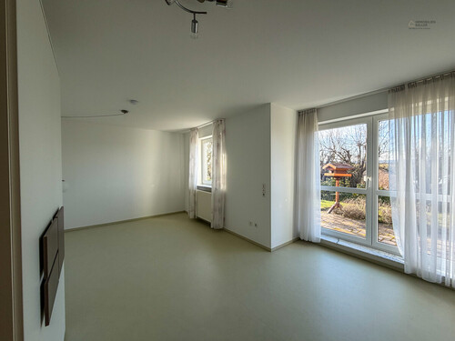 Wohnzimmer - 3 Zimmer Etagenwohnung zum Kaufen in Dornstetten