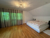 Schlafzimmer 2 OG - 