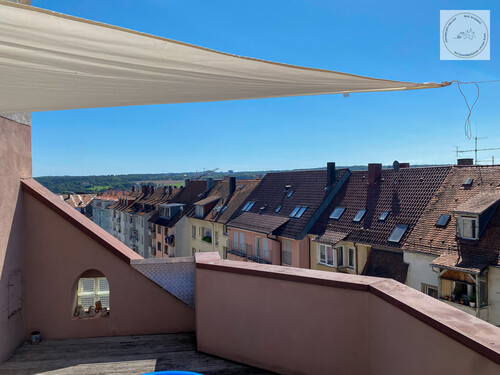 Terrasse - 5 Zimmer Dachgeschoßwohnung in Pforzheim