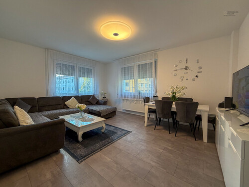 Wohnzimmer - Etagenwohnung mit 82,00 m&sup2; in Pforzheim zum Kaufen