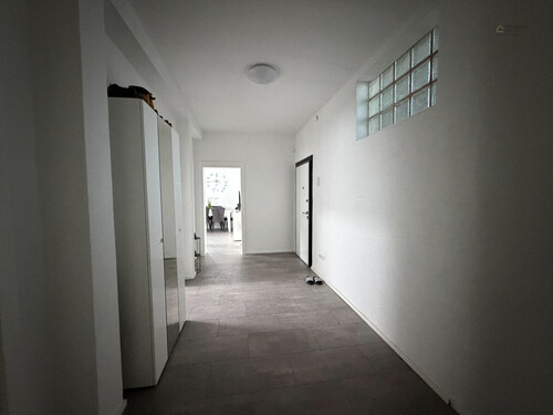 Flur - 3 Zimmer Etagenwohnung in Pforzheim