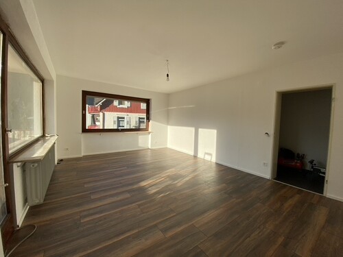 Wohnzimmer - 2 Zimmer Etagenwohnung zur Miete in Bad Wildbad