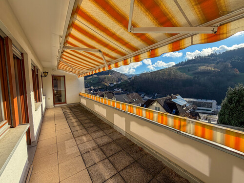Balkon - Sehr große Wohnung mit schöner Aussicht