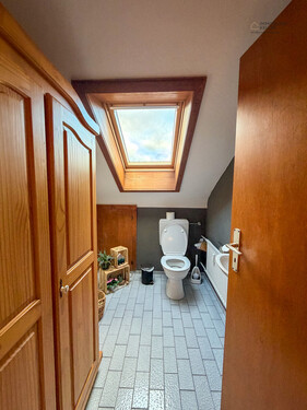 WC - 