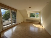 Wohnzimmer - 2 Zimmer Dachgeschoßwohnung zum Kaufen in Bad Wildbad