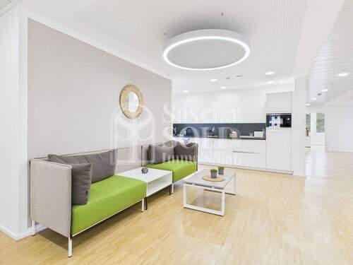 1. OG - Meetingzone mit Küche - 