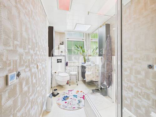 Badezimmer - 4 Zimmer Etagenwohnung in Quierschied