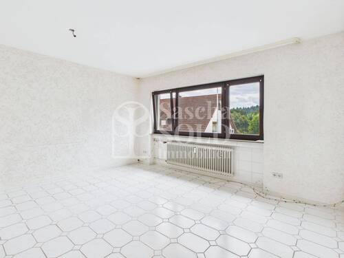 Wohnzimmer - Helle 4 ZKB Wohnung mit Balkon, Garage & großem Kellerraum - gut geschnitten in St. Ingbert-Hassel