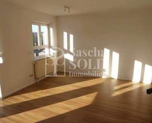 Zentral in Saarbrücken-Dudweiler: Vermietete, renovierte 2-ZKB-Wohnung mit Stellplatz