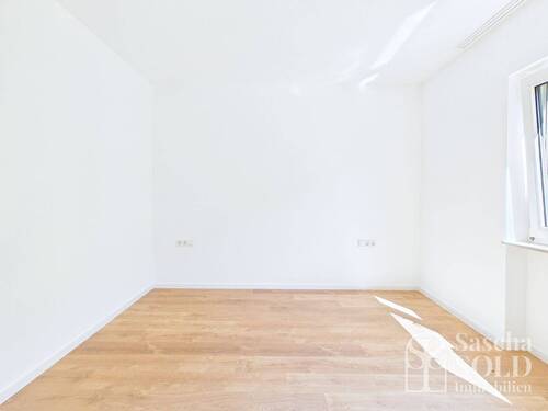 Büroraum 1 - 4 Zimmer Büro zur Miete in Sankt Ingbert