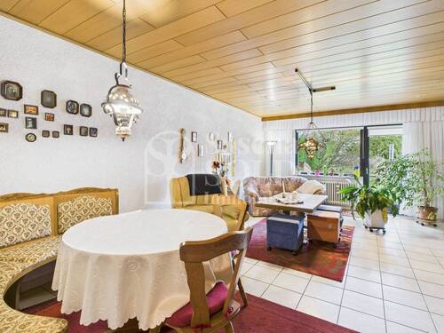 Wohnzimmer - 3 Zimmer Etagenwohnung zum Kaufen in Sankt Ingbert