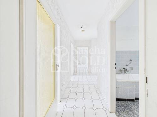 Flur - 4 Zimmer Etagenwohnung in Sankt Ingbert