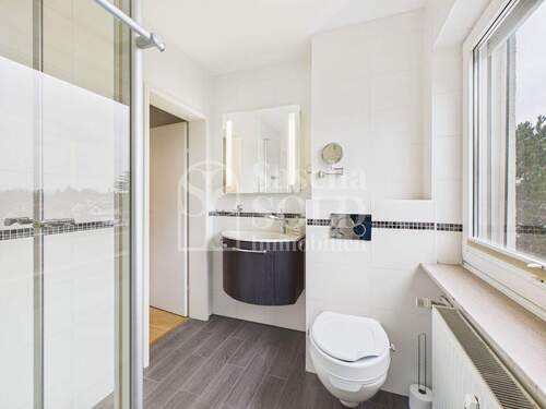 Badezimmer - 3 Zimmer Etagenwohnung in Sankt Ingbert