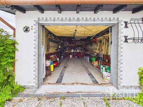 Garage - 