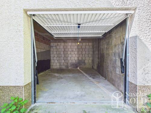 Garage - 