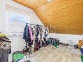 DG - Ankleide/Büro - 