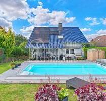 Freistehendes Einfamilienhaus mit Pool, Sauna und PV-Anlage - Viel Platz & Komfort in ruhiger Lage - Ottweiler Lautenbach