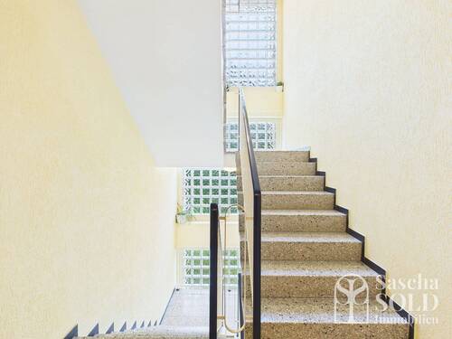 Helles Treppenhaus - 