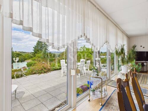 Wohn- und Esszimmer - 