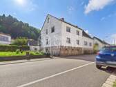 Straßenseite - 6 Zimmer Doppelhaushälfte zum Kaufen in Sankt Ingbert