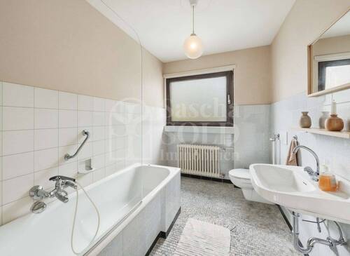Badezimmer (Einrichtungsbeispiel) - 