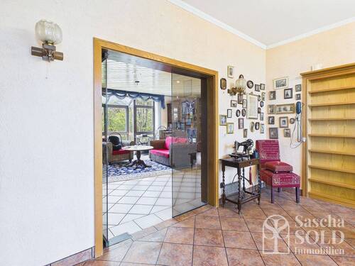 Diele - Einfamilienhaus mit 190,00 m&sup2; in Spiesen-Elversberg zum Kaufen