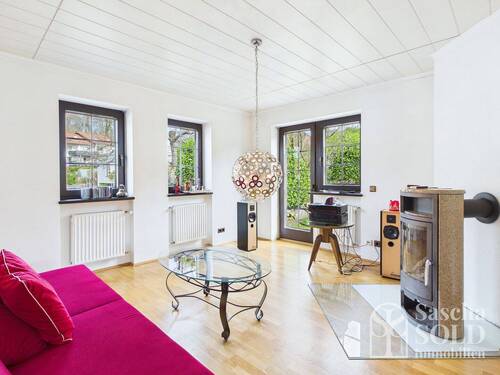 Wohnzimmer - 9 Zimmer Einfamilienhaus in Sankt Ingbert