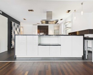 Exklusives Maisonette-Penthouse mit EBK, Whirlpool, Sauna & 2 TG-Stellplätzen - provisionsfrei - Karben / Petterweil