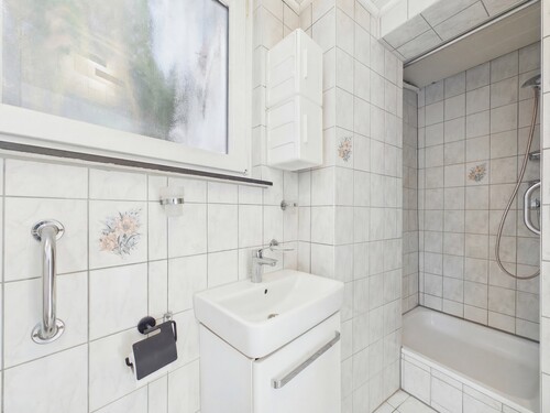 Rodgau DHH - EG Bad - 