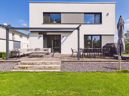 Garten 1 - Exklusive Architektenvilla im Bauhausstil mit Smart Home & A+ Effizienz