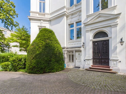 Außenansicht - 2-Zimmer-Altbauwohnung in begehrter Lage von Wiesbaden
