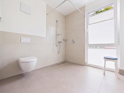 Badezimmer - Etagenwohnung mit 65,00 m&sup2; in Bad Homburg vor der Höhe zum Kaufen