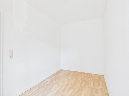 Schlafzimmer mit Balkon - 