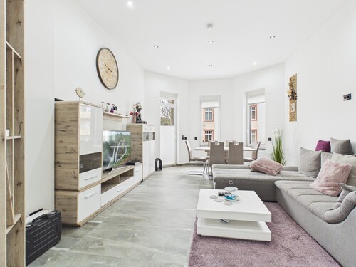 Wohnzimmer - Etagenwohnung mit 79,00 m&sup2; in Hanau zum Kaufen