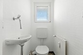 WC - 