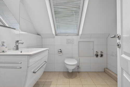 WC + Dusche Ansicht 1 - Wohnung 2 - 