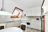 Küche - 2 Zimmer Dachgeschoßwohnung in Ludwigsburg