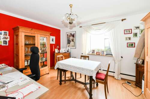 Esszimmer - 4 Zimmer Doppelhaushälfte in Baden-Württemberg - Freiberg am Neckar