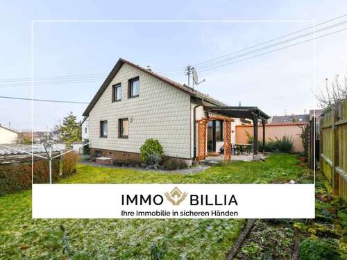 Immoscout - ImmoBillia:'Ruhig gelegen, voller Möglichkeiten: Charmante Doppelhaushälfte mit Gartenidylle!'