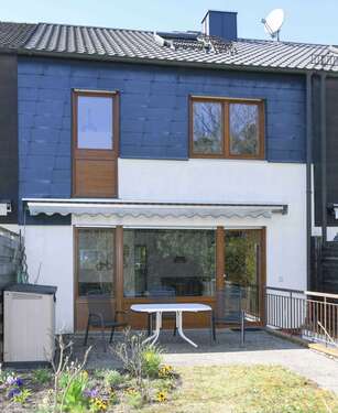 Ansicht Süd - 5 Zimmer Reihenmittelhaus zum Kaufen in Ludwigsburg