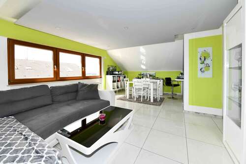 Esszimmer - 3 Zimmer Dachgeschoßwohnung in Gemmrigheim