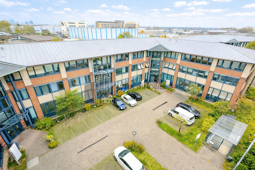 Drohnenaufnahme - Büro zur Miete in Mannheim / Neckarau