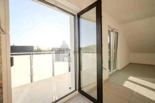 Zugang zum Balkon - 